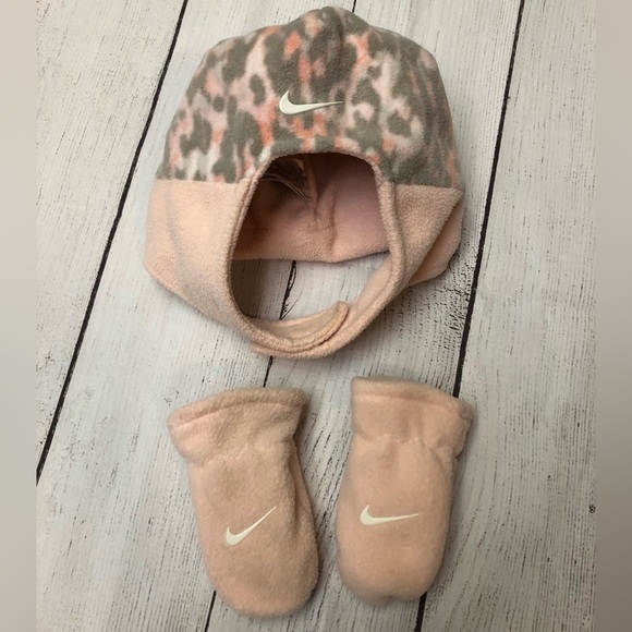 Nike Infant Toddler Hat Mitten Set - Picture 3 of 8